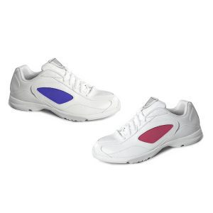 Sepasang sepatu sneakers putih dengan aksen warna, contoh produk maklon sepatu custom